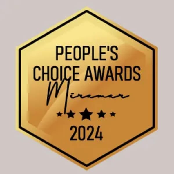 Golden hexagonal badge with "People's Choice Awards Miramar 2024" and five stars.